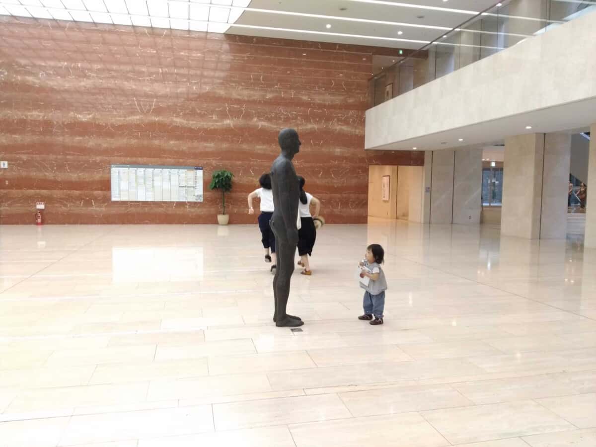 オペラシティ 一階