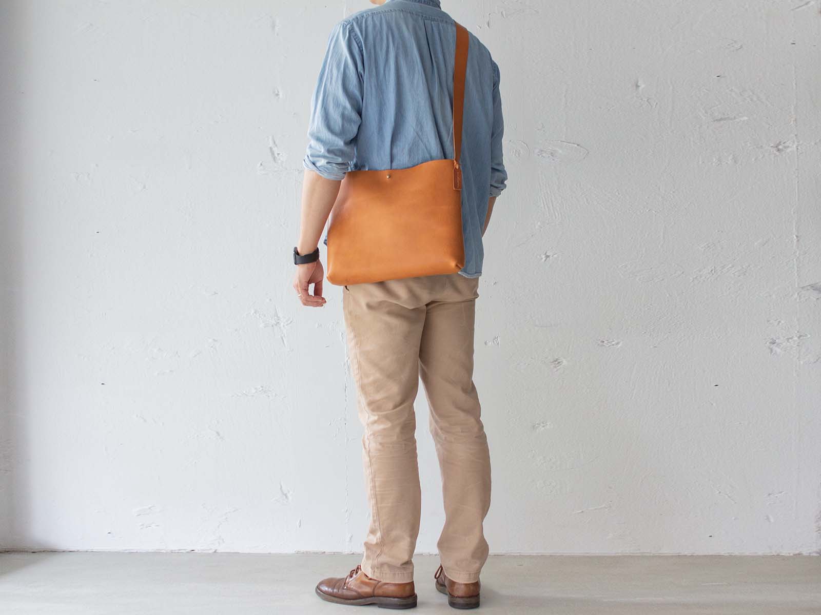 横トリムバッグ ナチュラル 身長180cm